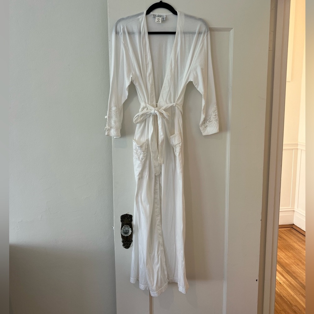Vintage Oscar de la renta cotton & lace long white robe